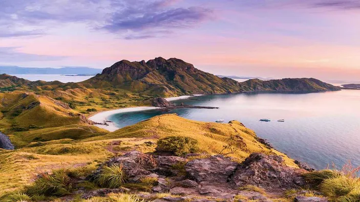 Viral! 7 Destinasi Wisata Malang 2025 yang Hits dan Instagramable: Ada yang Mirip Eropa dan Korea
