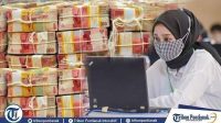Gaji-Pokok-Guru-Terbaru-2022-Cek-Besaran-Gaji-Guru-PNS-dan-Honorer-PPPK-Lengkap-Tunjangan.jpg