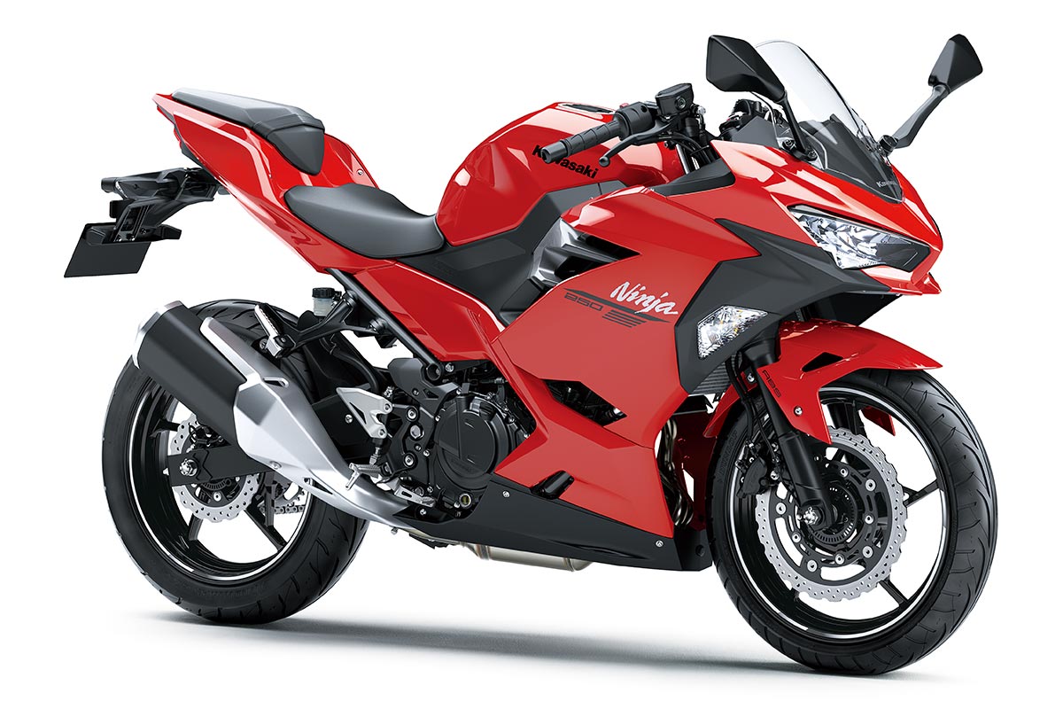 Eksklusif! Intip semua fitur Ninja 250 MY 2025, motor keren ala Kawasaki Racing Team